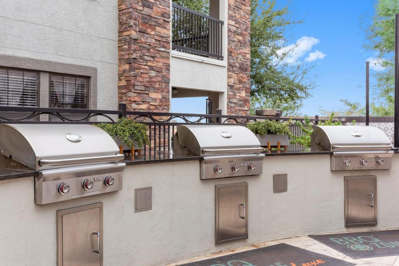 Cozysuites Glendale By The Stadium With Pool 06 Exterior photo